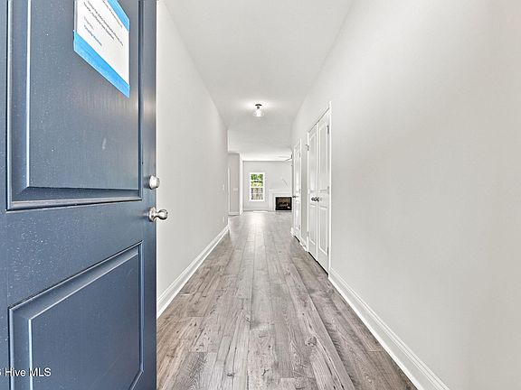 5th image of 5016 Arcadia Way