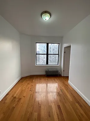 Rented by Houses of New York Realty LLC | media 43