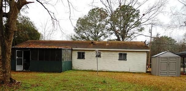 2nd image of 3964 Rainey Rd