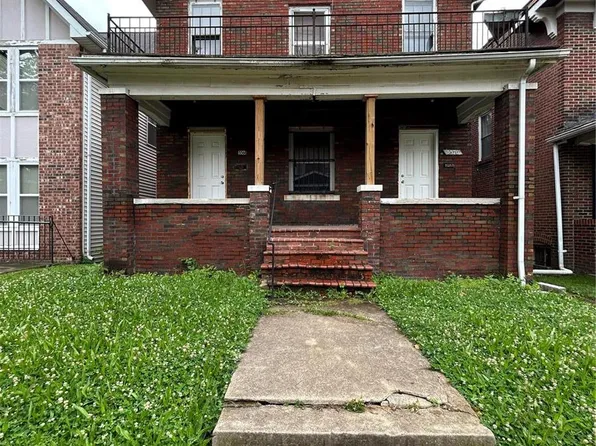 5568 Palm St, Saint Louis, MO 63120