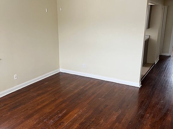 3rd image of 5500 Milan Ave APT 4