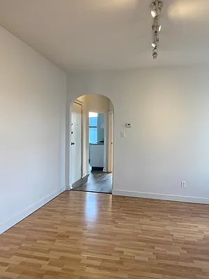 Rented by LDMI Realty Group LLC | media 19