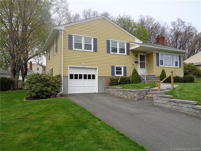 1st image of 17 Marion Dr