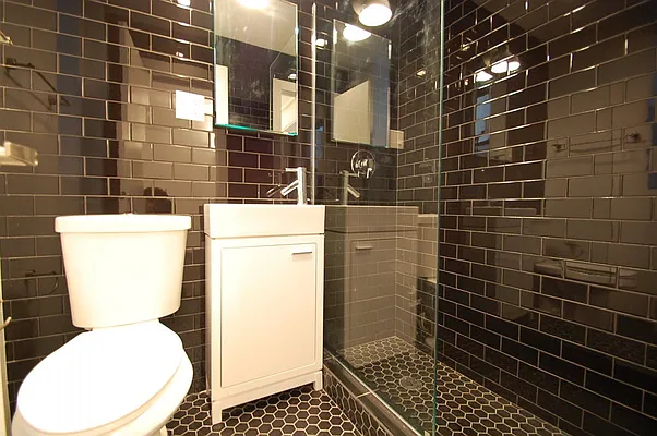 Rented by Bohemia Realty Group | media 8