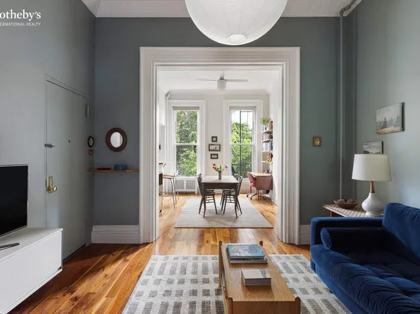 588 Henry Street image 1 of 8