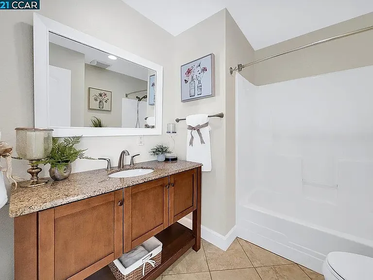 3075 Kittery Ave — Photo 5