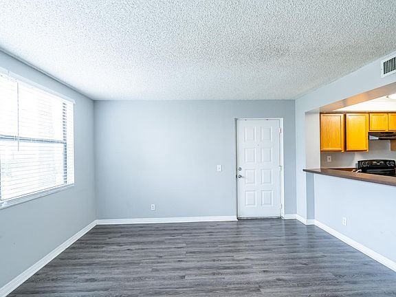 4th image of 708 Executive Center Dr APT 35