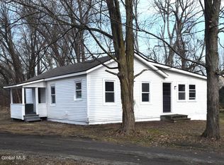 57 Beaver Dam Rd, Selkirk, NY 12158