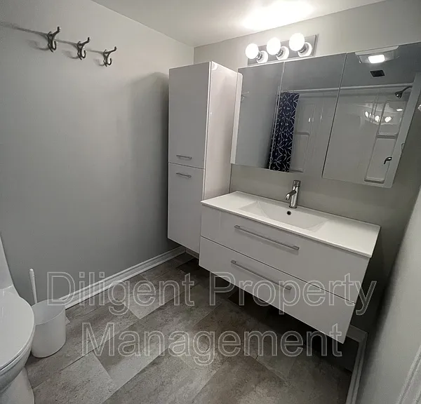 926 Dainard Dr #5 — Photo 9