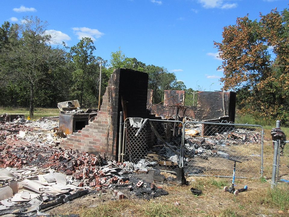 2nd image of 16720 S 650th Rd