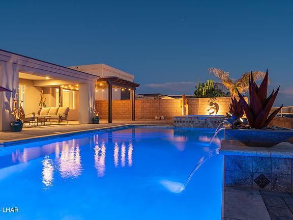 3rd image of 6874 Avienda De Los Foothills