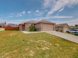 5052 Glen Eden Dr, Fort Worth, TX 76119