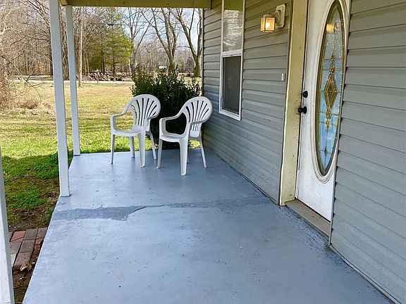 5th image of 332 Church Ave