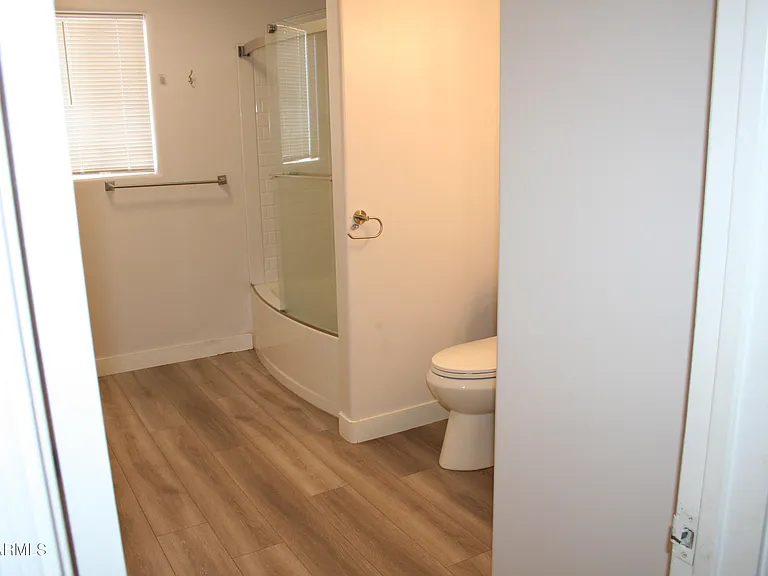 8901 E Waco Ct — Photo 33
