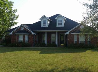 349 Crawshaw Ln, West, TX 76691