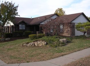 4132 Les Cherbourg Ln, Florissant, MO
