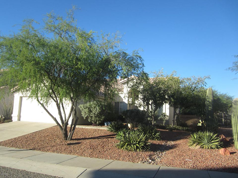 1st image of 2960 W Calle Lucinda