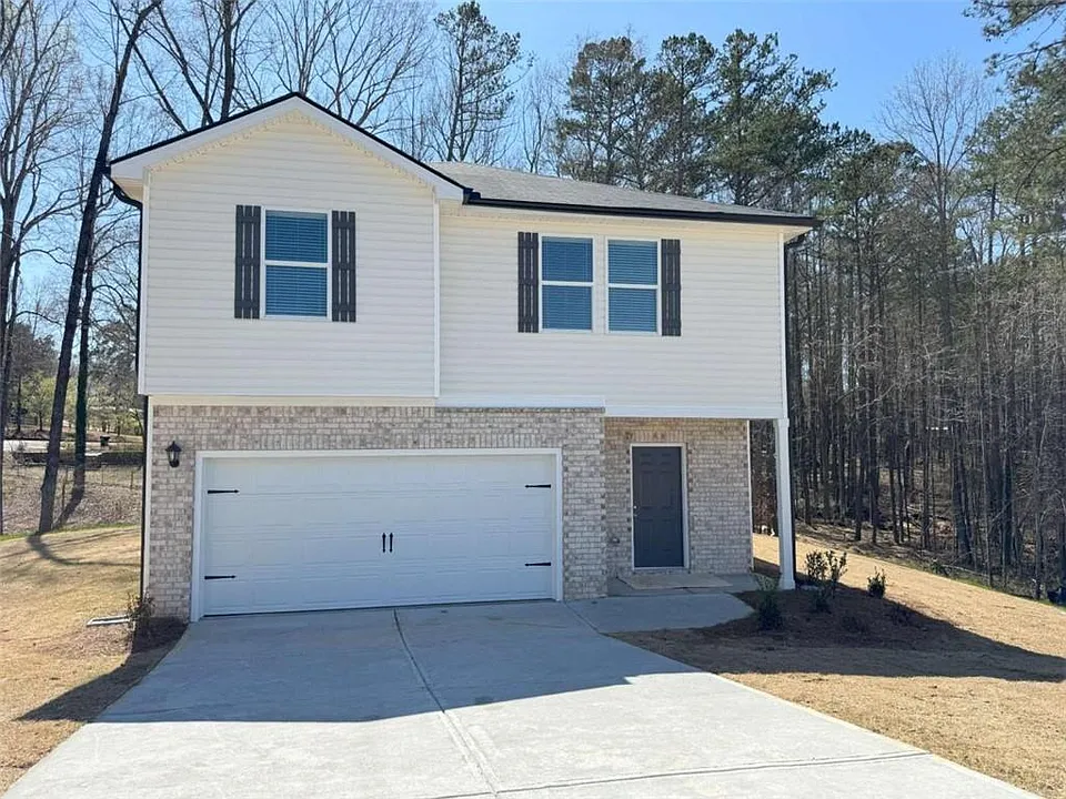 111 Woodside Ct