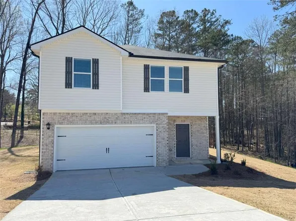 111 Woodside Ct, Temple, GA 30179