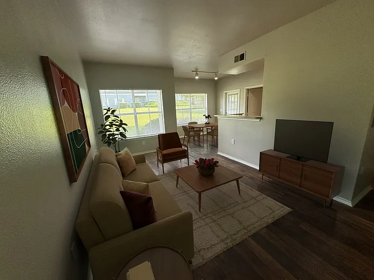 Villas Of Remond — Photo 7