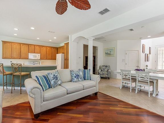 4th image of 8268 Villa Grande Ct