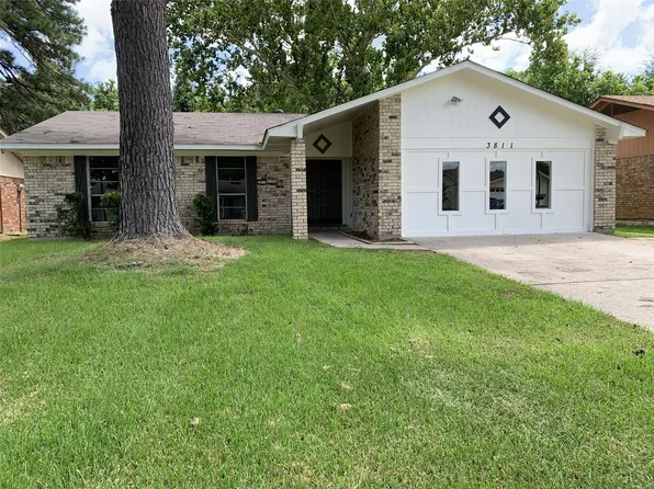 3811 Liaison Dr, Shreveport, LA 71108