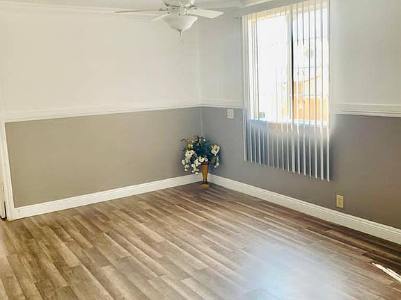 3rd image of 10701 Cedar Ave Space 27