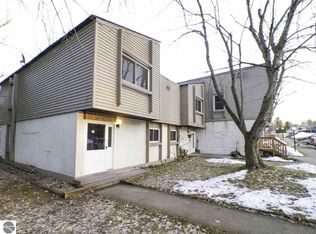 10731 S Timberlee Dr #B-8, Traverse City, MI 49684