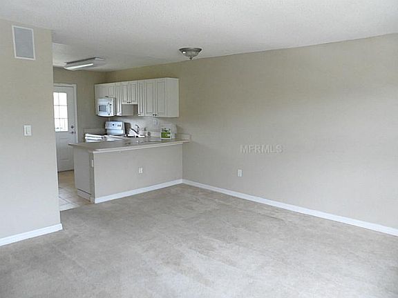 3rd image of 14516 Seaford Cir APT 202