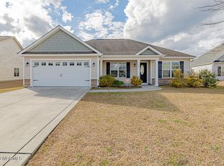 947 Dynamo Ln, Jacksonville, NC 28546