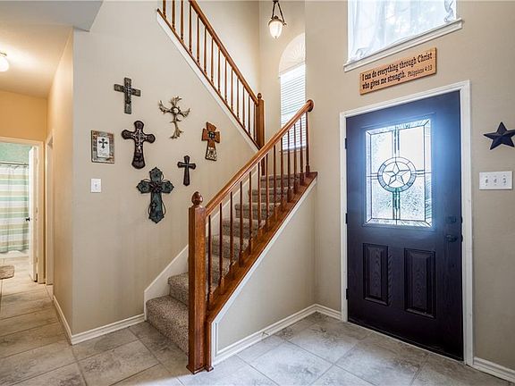 5th image of 1308 Canterbury Ct