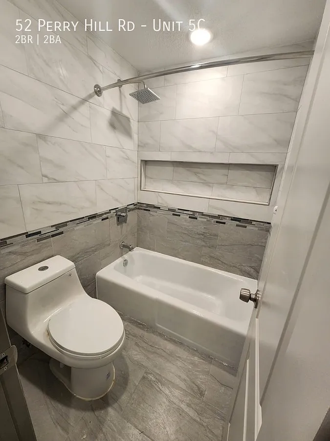2 bed, 1.5 bath, 1074 sqft, $1,800 — Photo 2