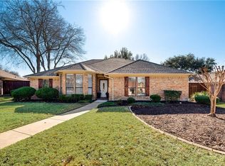 2336 Highlands Creek Rd, Carrollton, TX 75007