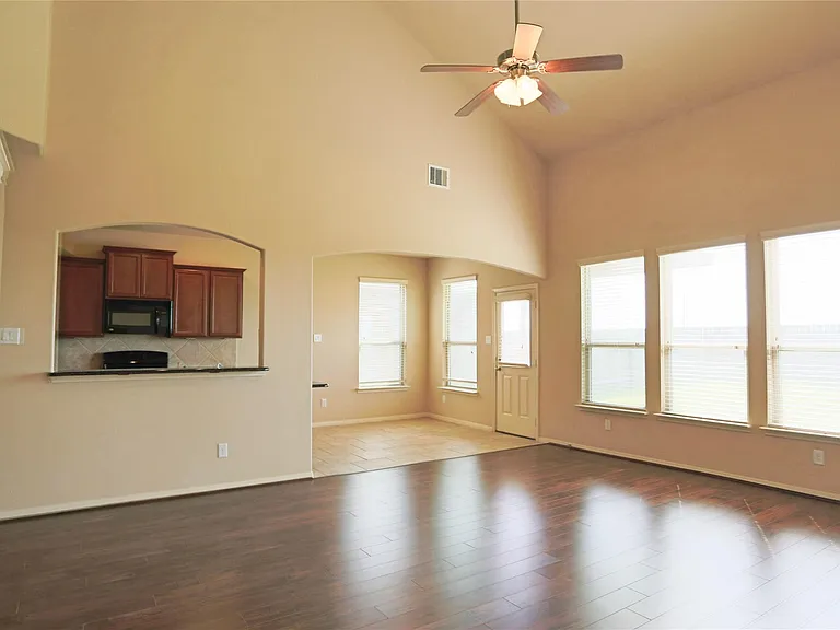 3443 Arrowhead Bay Ln — Photo 10