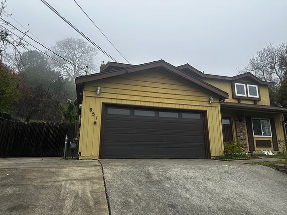 2nd image of 951 Leroy Ln