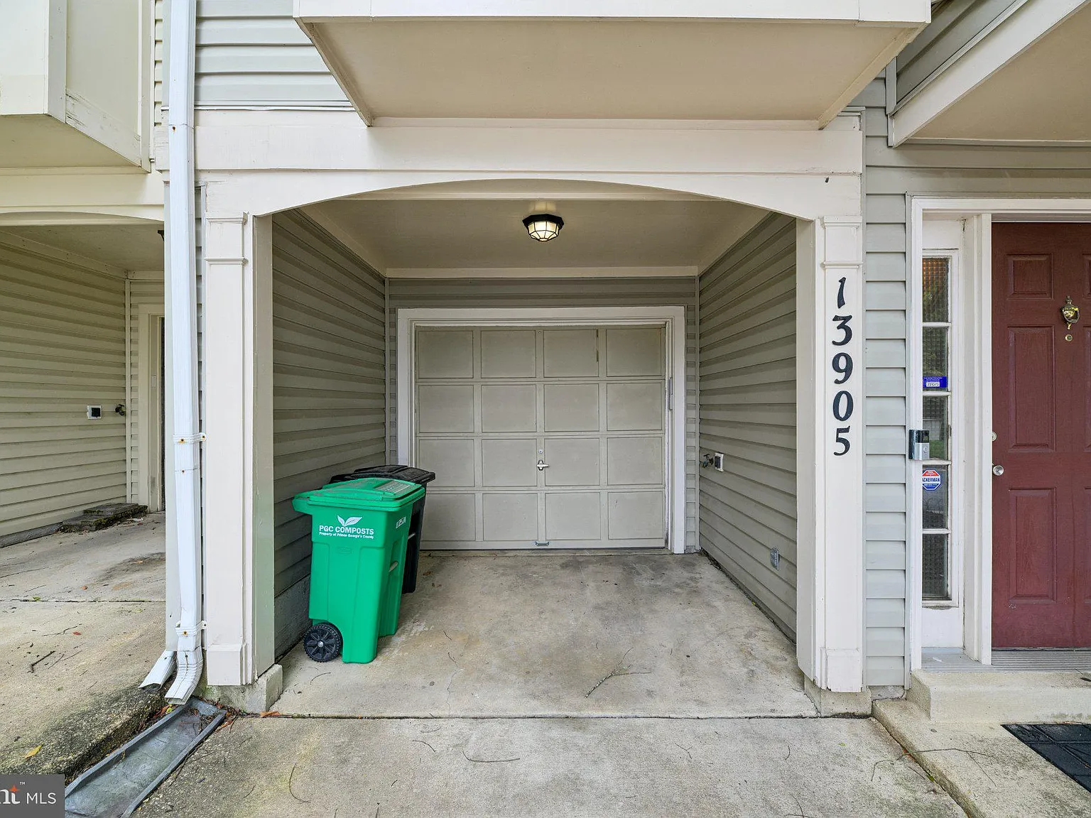 2 bed, 2.5 bath, 1270 sqft, $2,395 — Photo 4