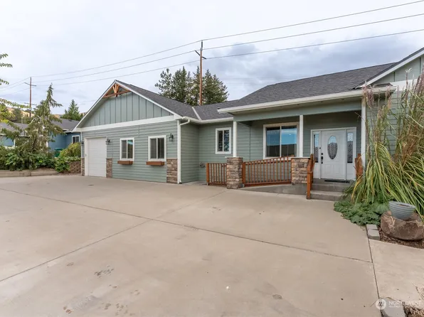 1985 Peach Haven Court, East Wenatchee, WA 98802