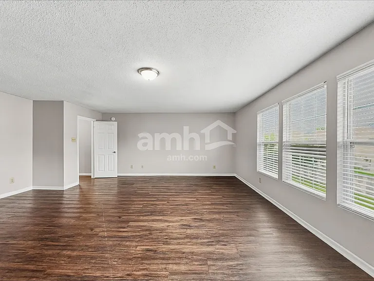 2945 Sentiment Ln — Photo 9