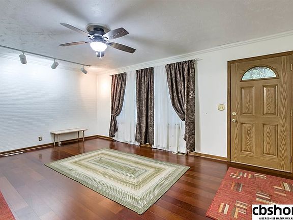 4th image of 7417 Lillian Ave