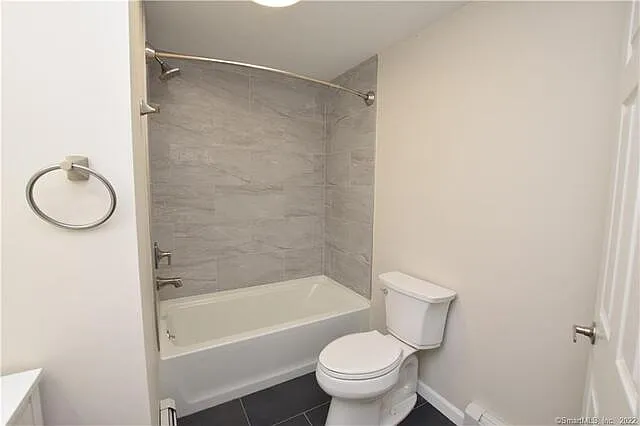 108 Clinton St #108 — Photo 27
