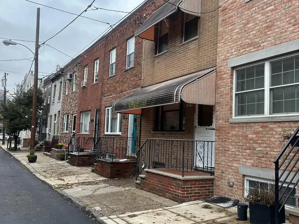 1915 S Iseminger St, Philadelphia, PA 19148