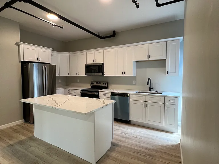200 Broad St #3A — Photo 9