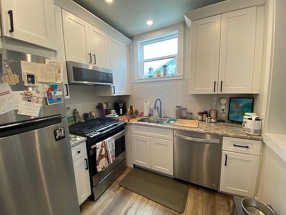 4th image of 445 25th St N #A