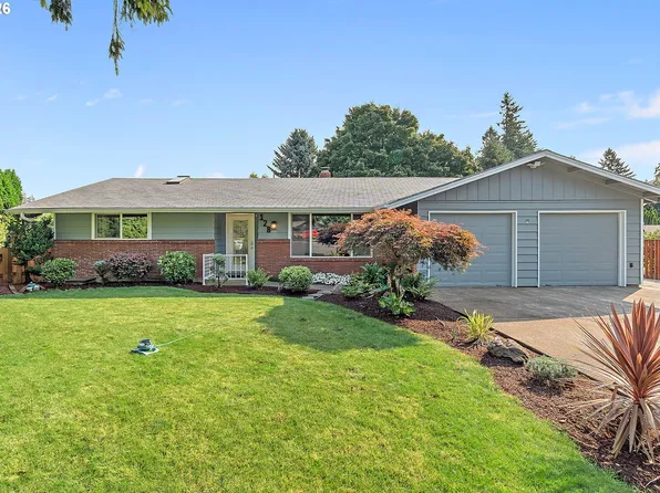 128 NE 12th Ave, Canby, OR 97013