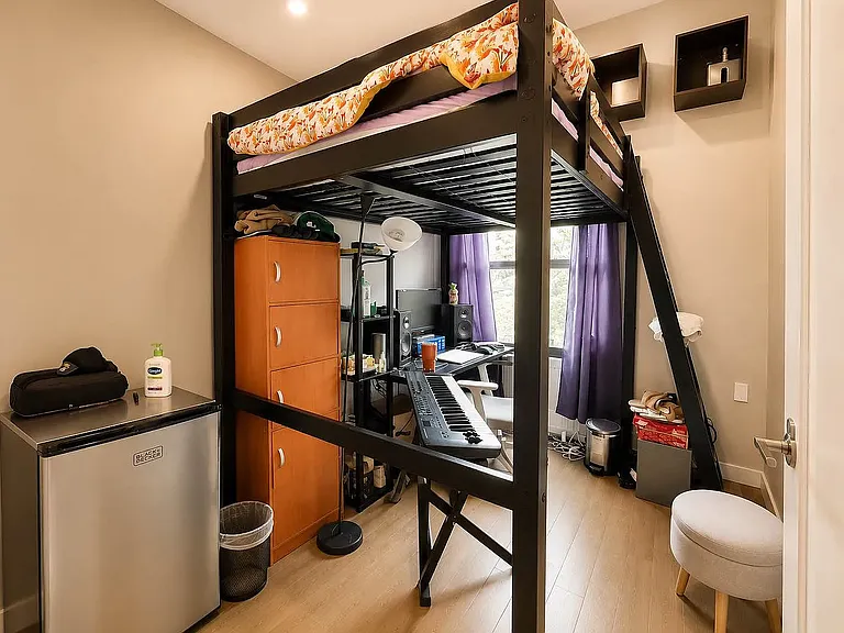 241 Jefferson St #2R — Photo 7