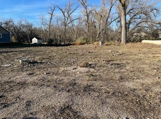 122 Pheba Ave, Fort Pierre, SD 57532