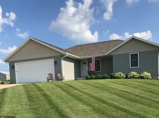 702 E Harvest Dr, Mount Pleasant, IA 52641