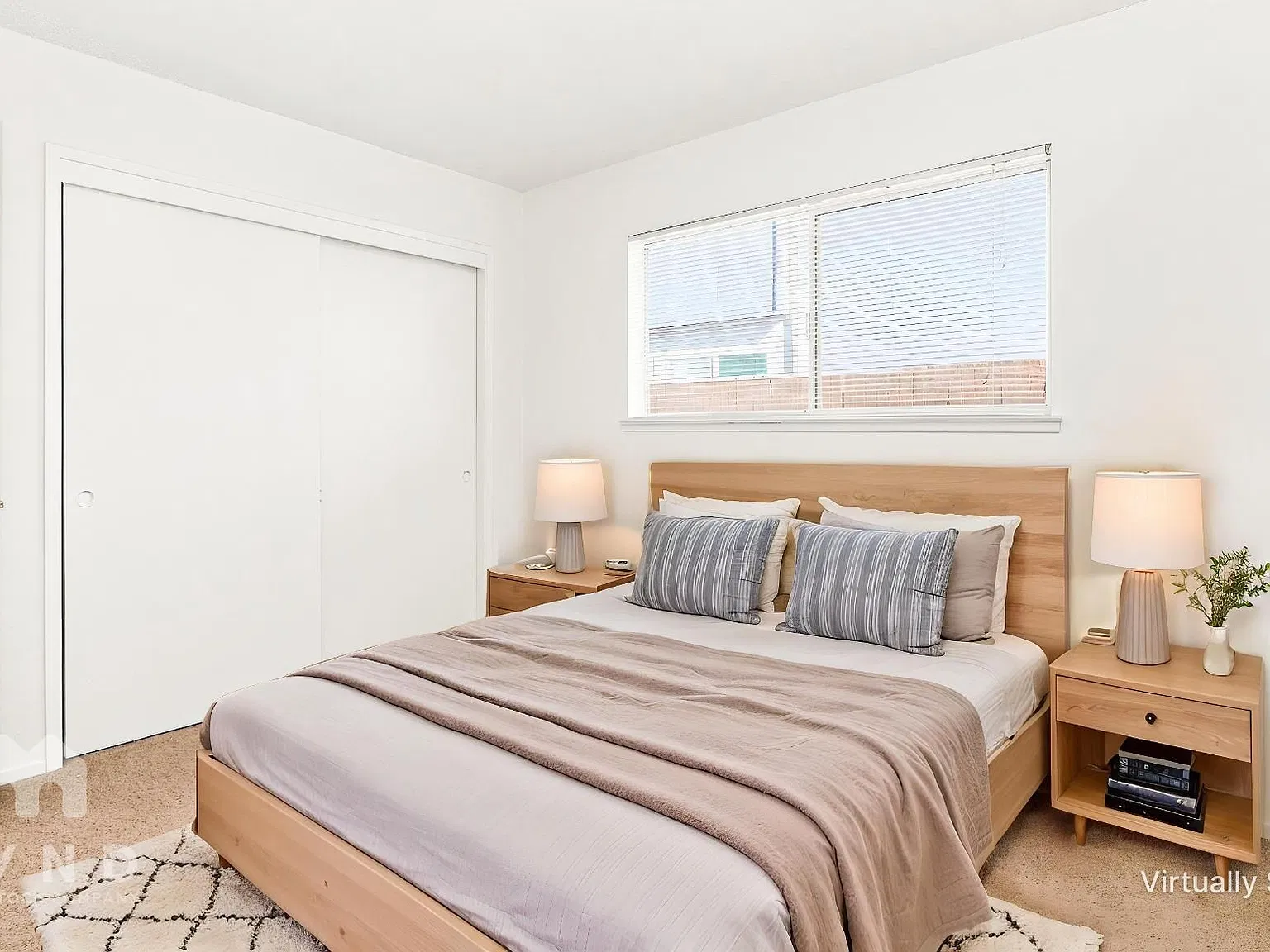2 bed, 1.0 bath, 800 sqft, $1,725 — Photo 3