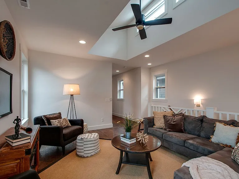513B Weakley Ave — Photo 28