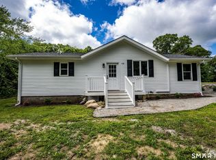 115 Shore Dr, Higganum, CT 06441